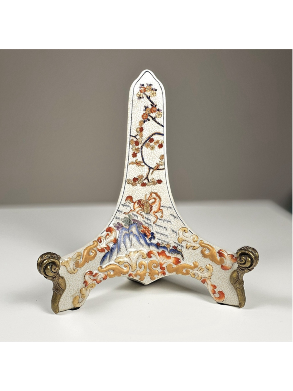 Vintage Chinoiserie Porcelain Plate Stand Imari Style Gilt Detail 8.5x8x5 Inches